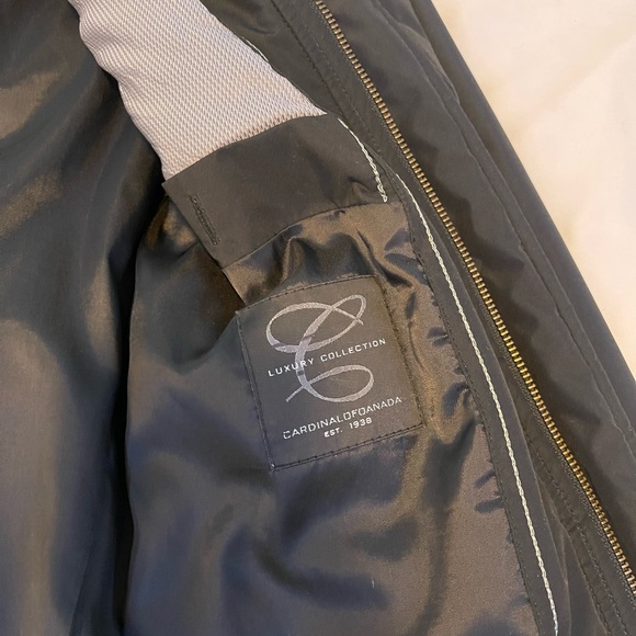 Cardinal of Canada zip up jacket with snap away hoodie - Picture 5 of 5